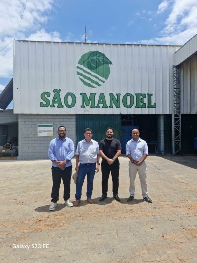 Imagem da notícia Prefeitura de Cassilândia avança na industrialização de borracha; Comitiva realiza visita técnica a usina São Manoel